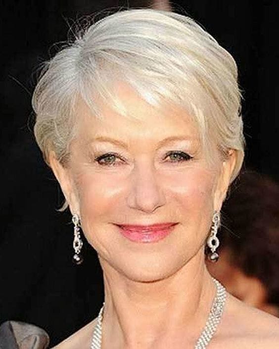 Short straight outlet hairstyles over 50